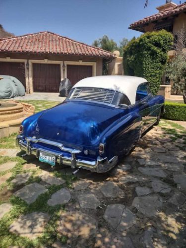 Chevrolet-Bel-air-1952-BlueWhite-top-BlueWhite-4
