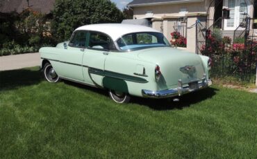 Chevrolet-Bel-air-1953-Cream-over-Green-Green-amp-Tan-1