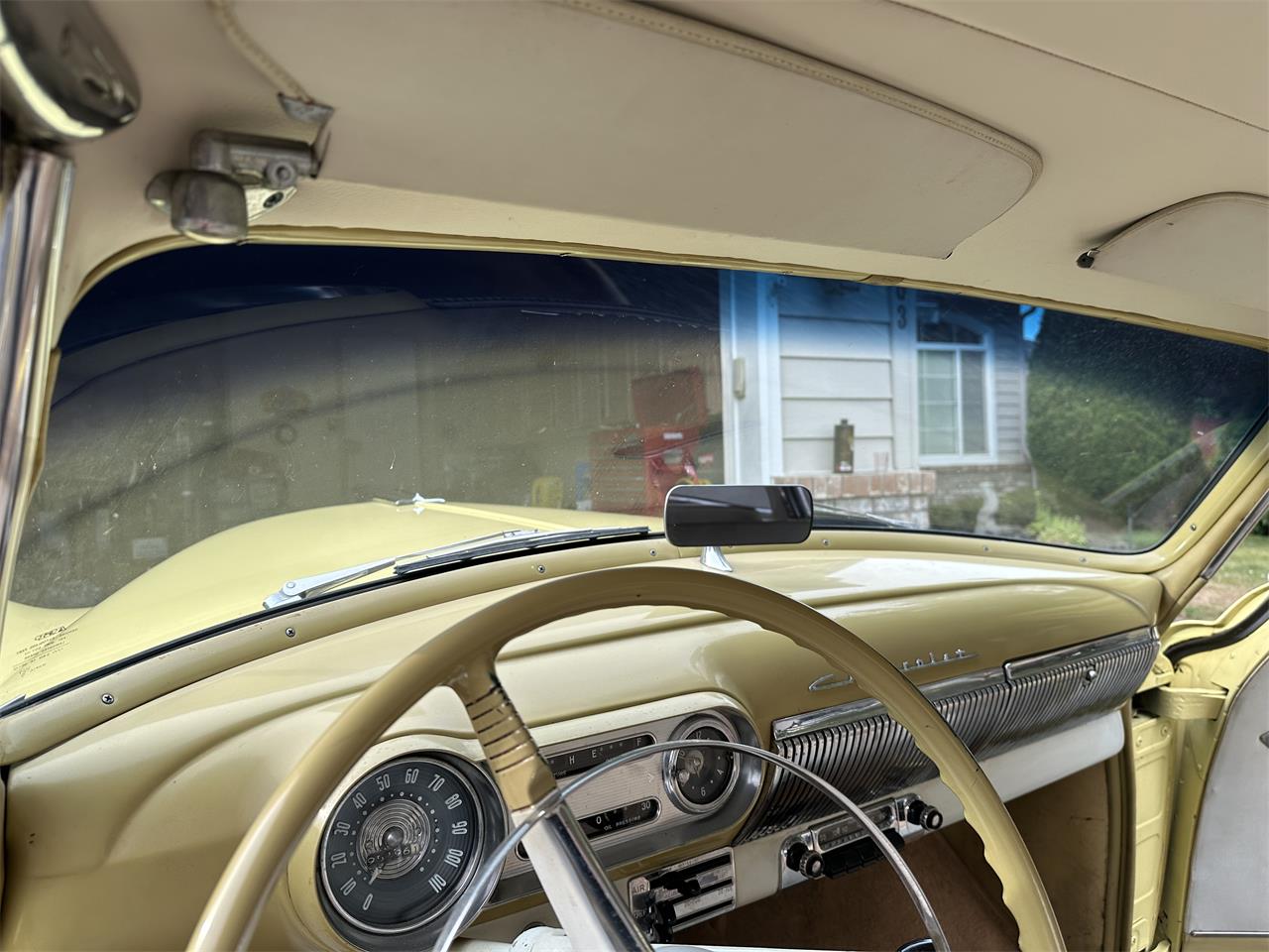 Chevrolet-Bel-air-1953-SungoldIndia-Ivory-Yellow-Beige-Vinal-10