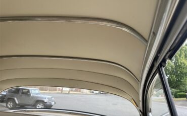 Chevrolet-Bel-air-1953-SungoldIndia-Ivory-Yellow-Beige-Vinal-12