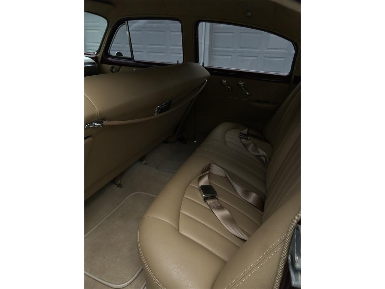 Chevrolet-Bel-air-1954-Dark-Cherry-Pearl-Beige-20