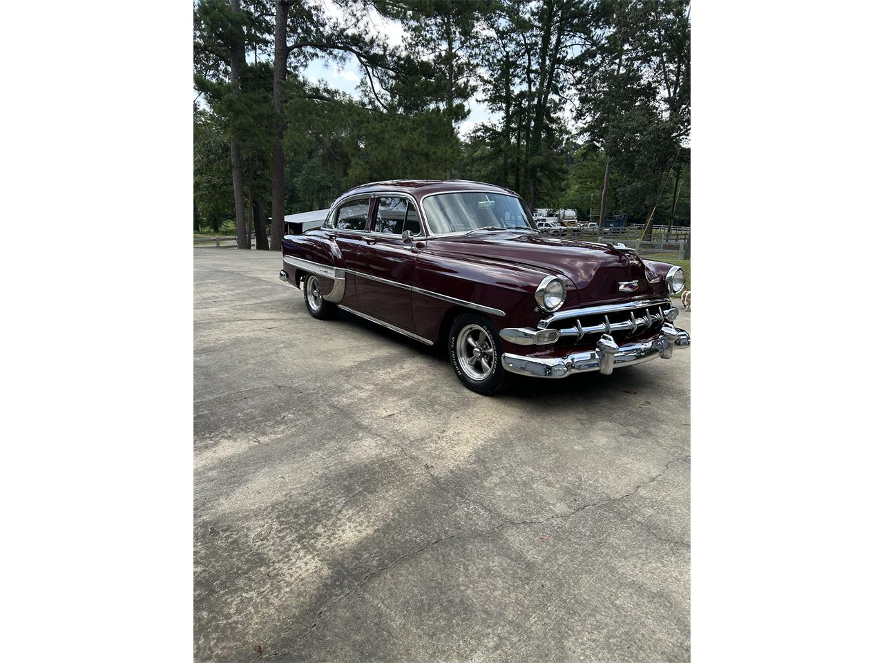 Chevrolet-Bel-air-1954-Dark-Cherry-Pearl-Beige-4