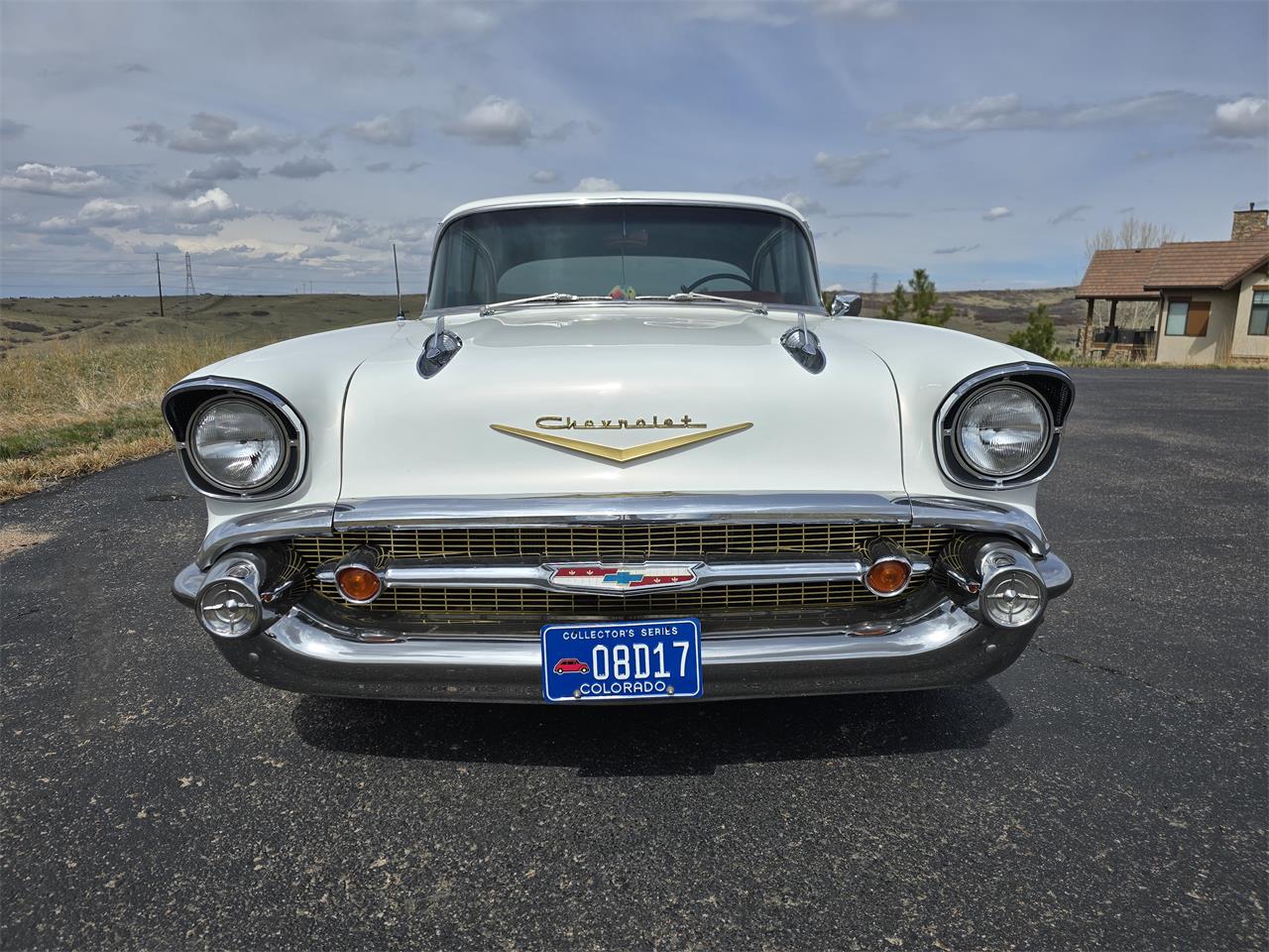 Chevrolet-Bel-air-1954-Pearl-White-Red-7