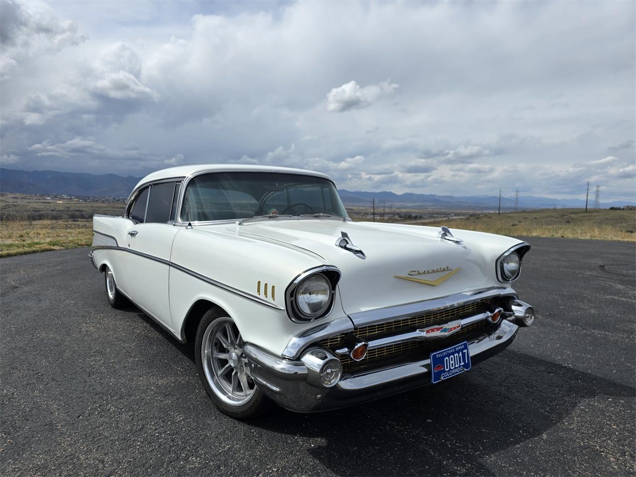 Chevrolet-Bel-air-1954-Pearl-White-Red