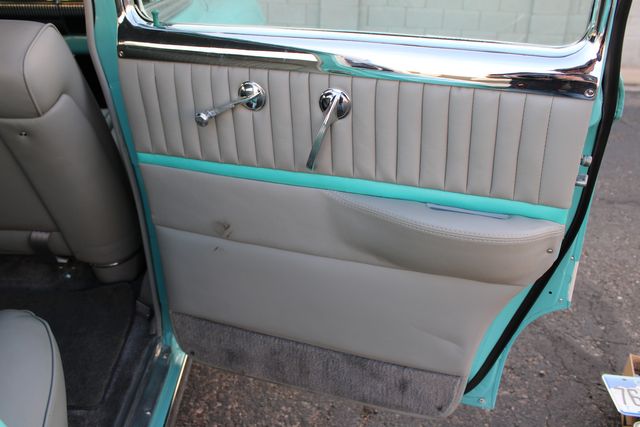 Chevrolet-Bel-air-1954-Teal-Gray-35