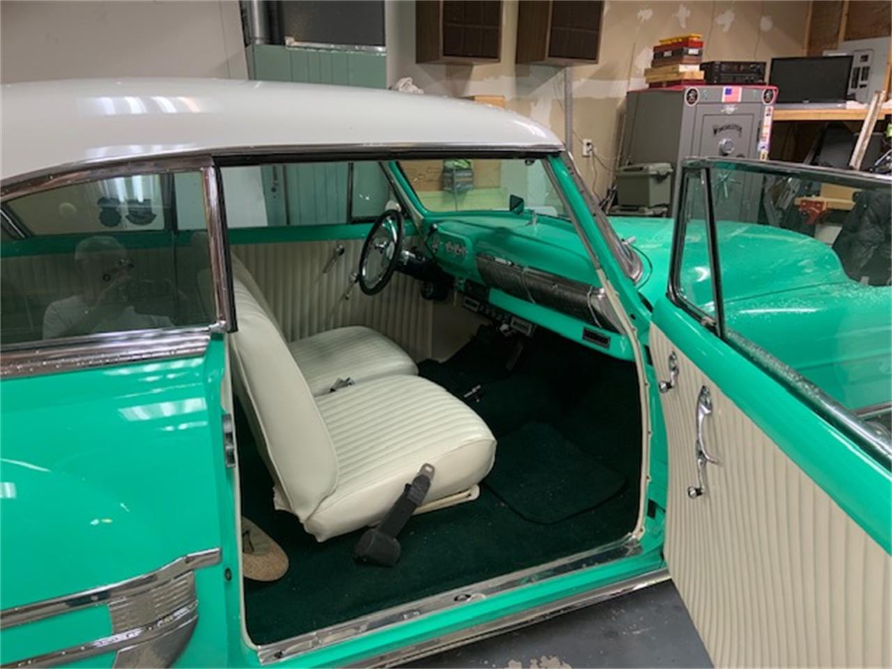 Chevrolet-Bel-air-1954-Winter-Mint-Green-White-11