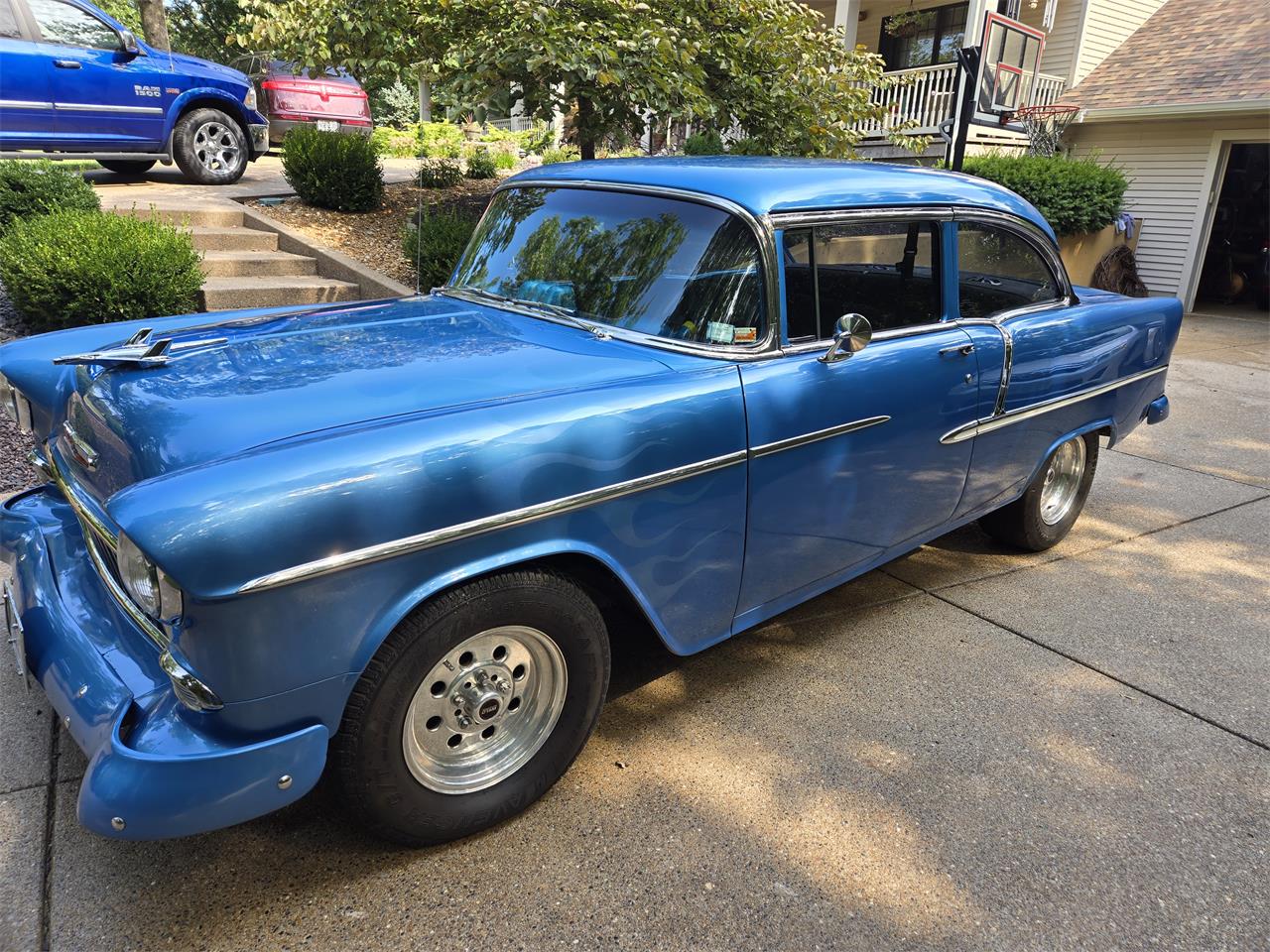Chevrolet-Bel-air-1955-Blue-wBlue-Flames-Gray-with-Blue-Trim-14