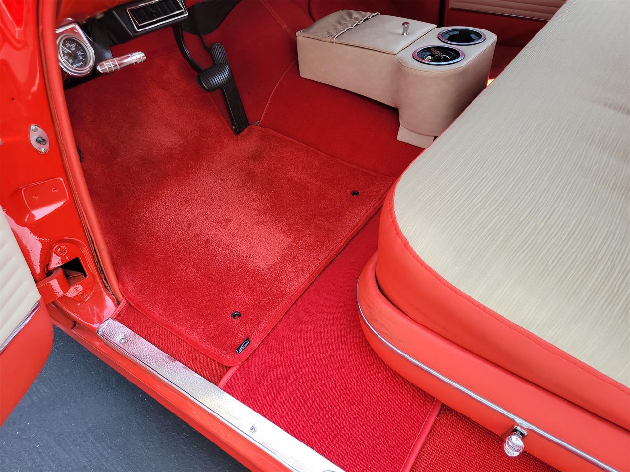 Chevrolet-Bel-air-1955-redorange-amp-white-Similar-2