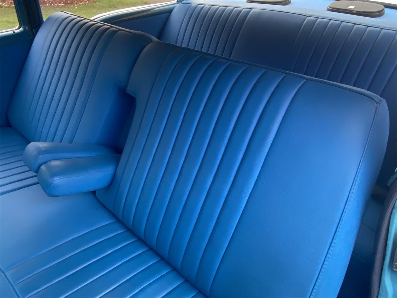 Chevrolet-Bel-air-1956-Blue-amp-White-Blue-13