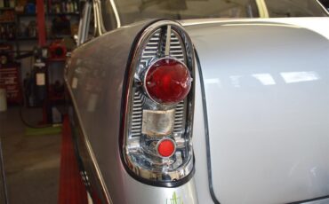 Chevrolet-Bel-air-1956-Forest-GreenSilver-WhiteGreen-18