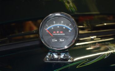 Chevrolet-Bel-air-1956-Forest-GreenSilver-WhiteGreen-28
