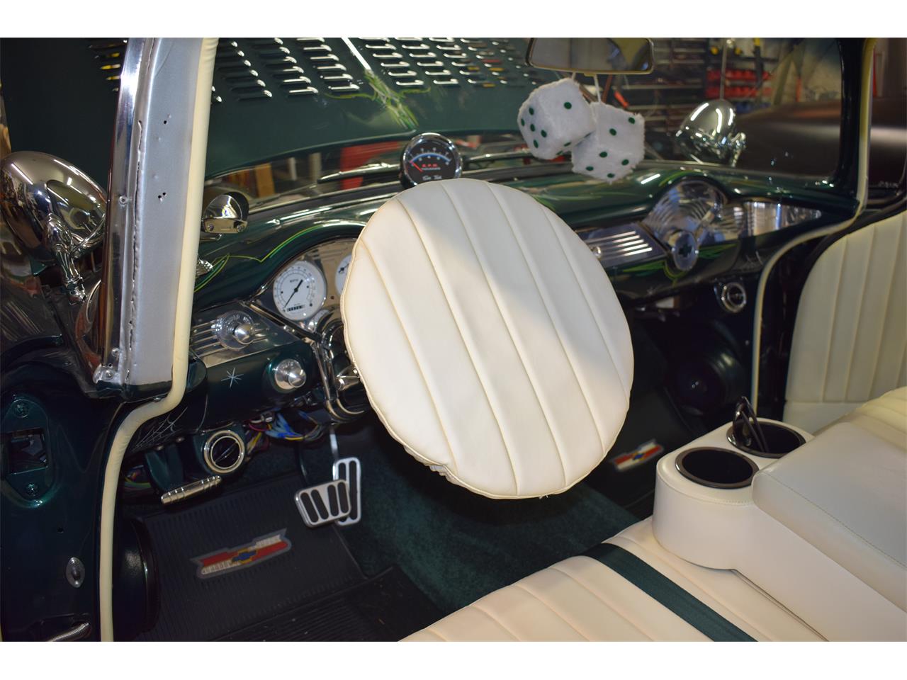 Chevrolet-Bel-air-1956-Forest-GreenSilver-WhiteGreen-30