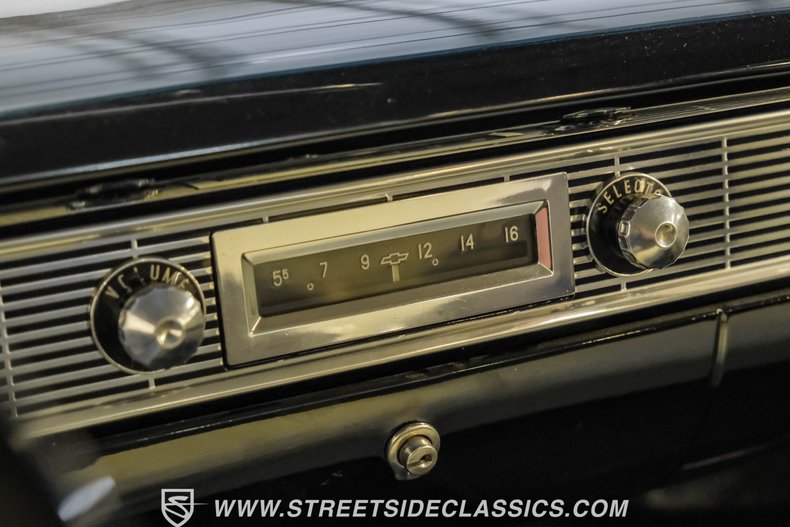 Chevrolet-Bel-air-1956-Grecian-Gold-Charcoal-21
