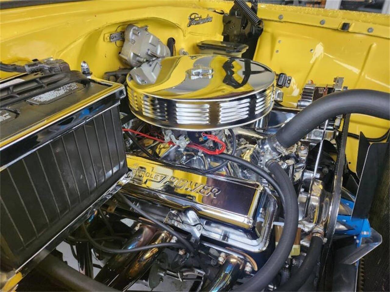 Chevrolet-Bel-air-1956-YellowWhite-Black-22