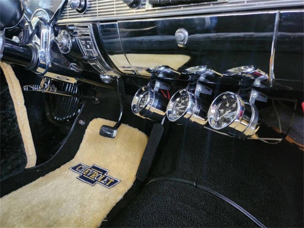 Chevrolet-Bel-air-1956-YellowWhite-Black-26