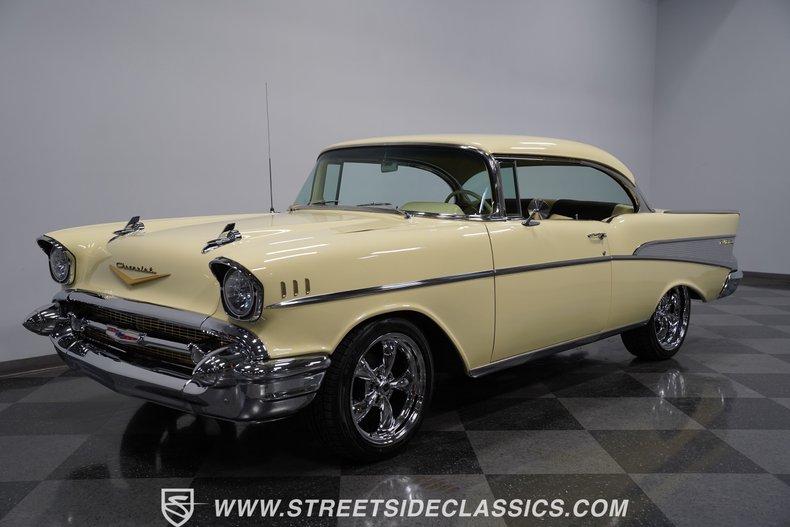 Chevrolet-Bel-air-1957-Colonial-Cream-Cream-3