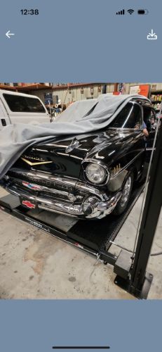 Chevrolet-Bel-air-1957-Custom-10