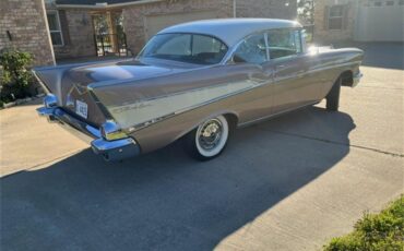Chevrolet-Bel-air-1957-DUSK-PEARL-Silver-amp-Black-5