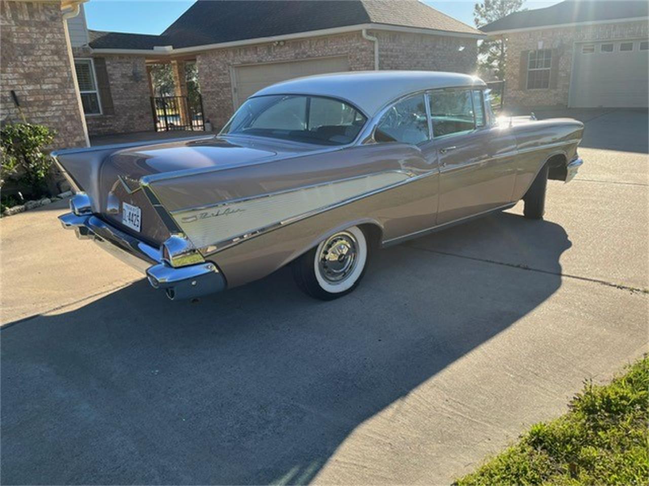 Chevrolet-Bel-air-1957-DUSK-PEARL-Silver-amp-Black-5