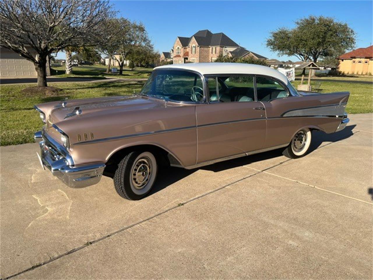 Chevrolet-Bel-air-1957-DUSK-PEARL-Silver-amp-Black-8