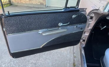 Chevrolet-Bel-air-1957-DUSK-PEARL-Silver-amp-Black-9