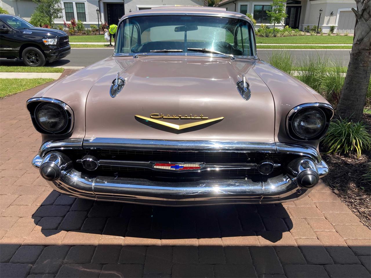 Chevrolet-Bel-air-1957-Dusk-Pearl-Black-1