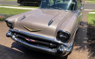 Chevrolet-Bel-air-1957-Dusk-Pearl-Black-2