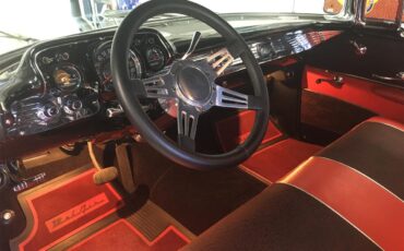 Chevrolet-Bel-air-1957-Factory-Black-Red-and-Black-9