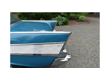 Chevrolet-Bel-air-1957-Harbor-Blue-blue-and-black-21