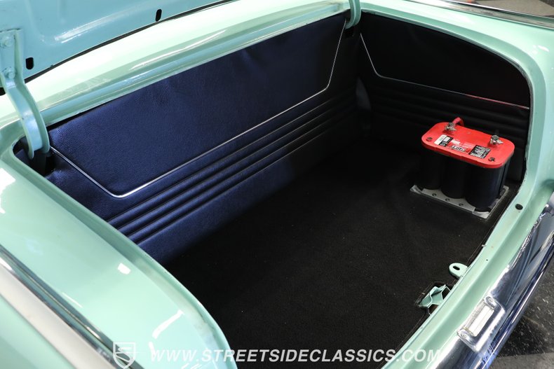 Chevrolet-Bel-air-1957-Light-Green-Black-16