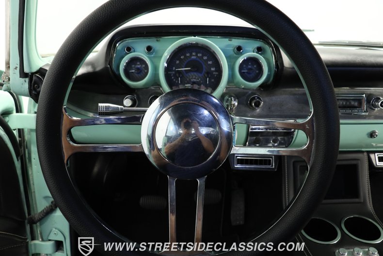 Chevrolet-Bel-air-1957-Light-Green-Black-45