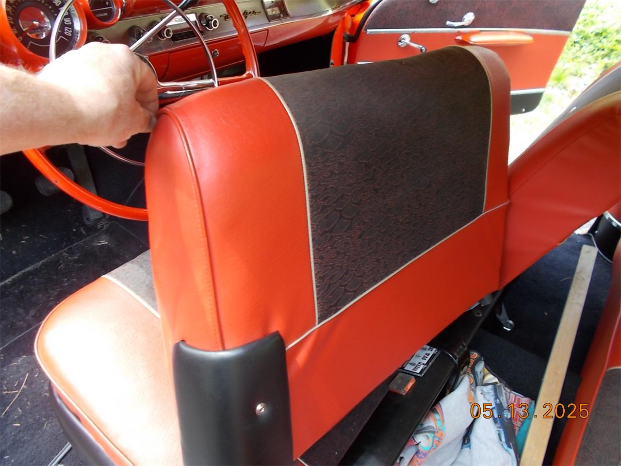 Chevrolet-Bel-air-1957-Matador-RedIndia-Iv-BlackRed-26