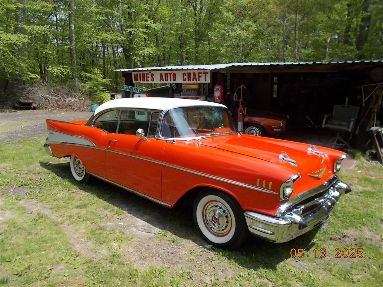 Chevrolet-Bel-air-1957-Matador-RedIndia-Iv-BlackRed-7