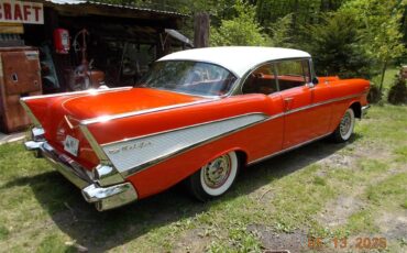 Chevrolet-Bel-air-1957-Matador-RedIndia-Iv-BlackRed-9