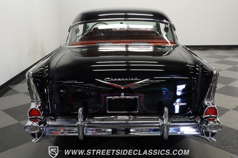 Chevrolet-Bel-air-1957-Onyx-Black-Dark-Red-20