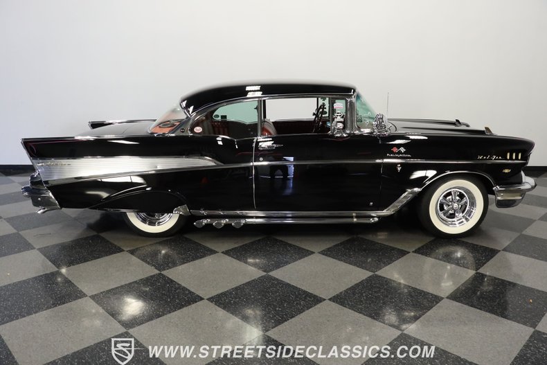 Chevrolet-Bel-air-1957-Onyx-Black-Dark-Red-24