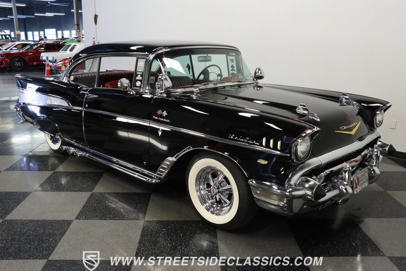 Chevrolet-Bel-air-1957-Onyx-Black-Dark-Red-25