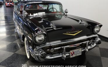 Chevrolet-Bel-air-1957-Onyx-Black-Dark-Red-26