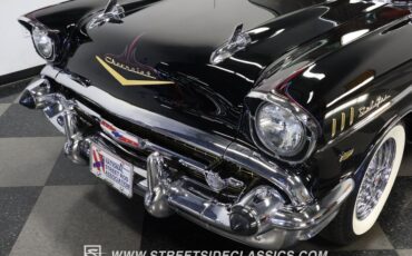 Chevrolet-Bel-air-1957-Onyx-Black-Dark-Red-30