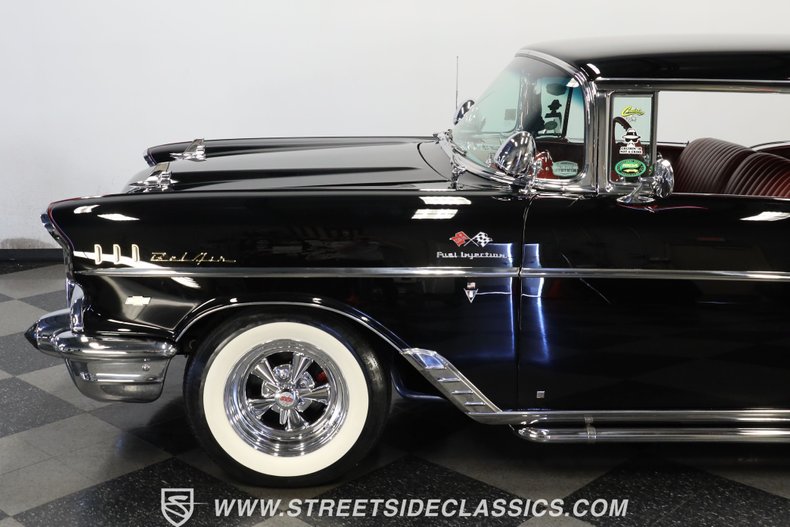 Chevrolet-Bel-air-1957-Onyx-Black-Dark-Red-34