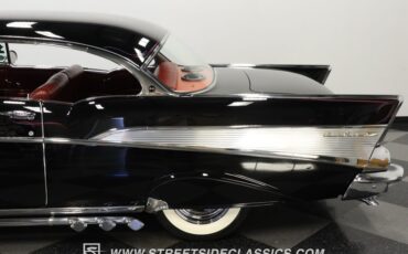 Chevrolet-Bel-air-1957-Onyx-Black-Dark-Red-35