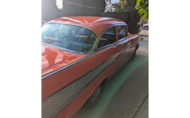Chevrolet-Bel-air-1957-Orange-Burgundy-3