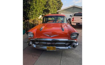 Chevrolet-Bel-air-1957-Orange-Burgundy