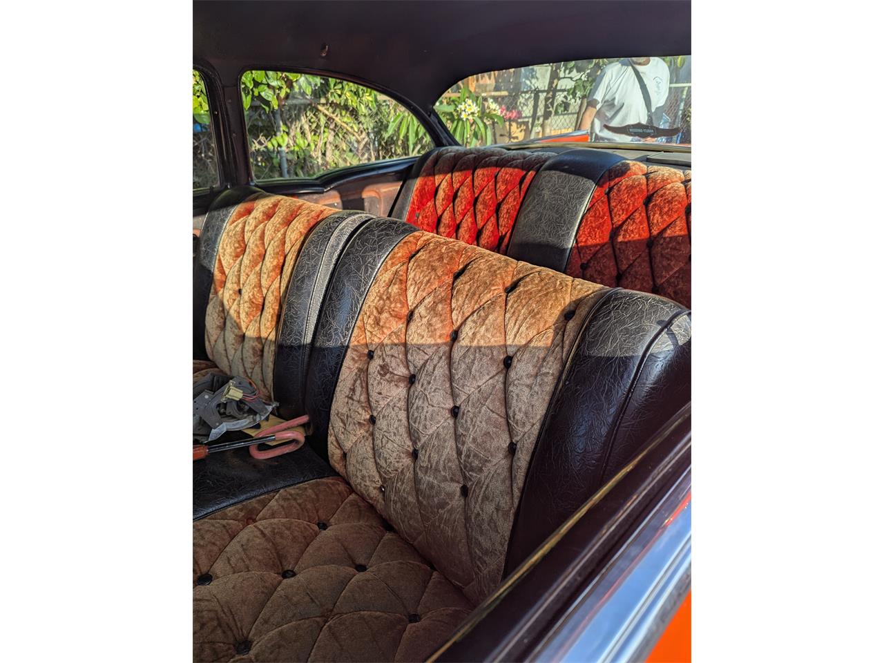 Chevrolet-Bel-air-1957-Orange-Burgundy-5