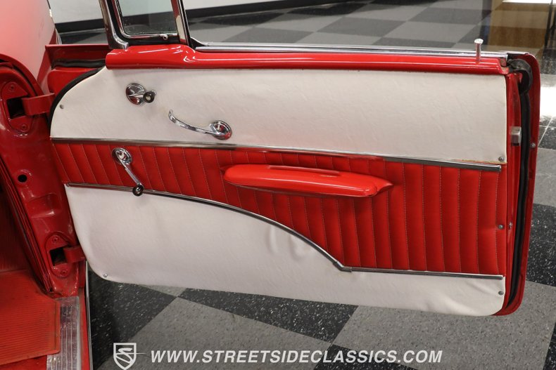 Chevrolet-Bel-air-1957-Red-Red-ampamp-White-15
