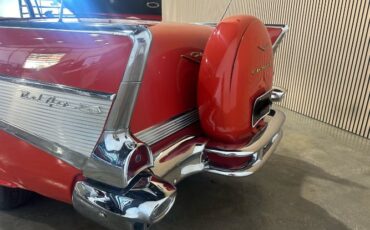 Chevrolet-Bel-air-1957-Red-Red-vinyl
