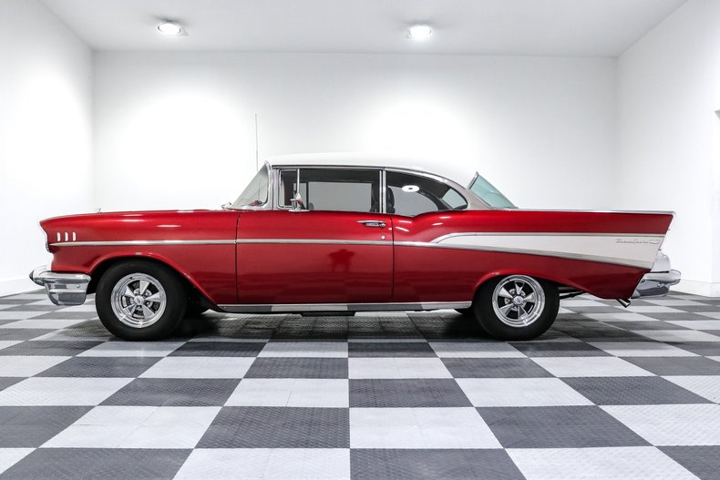 Chevrolet-Bel-air-1957-Red-Tan-4