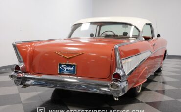 Chevrolet-Bel-air-1957-Sierra-Gold-Cream-22