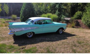 Chevrolet-Bel-air-1957-Surf-GreenIvory-Green