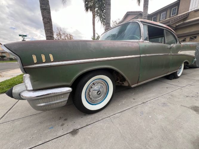Chevrolet-Bel-air-1957-Tilt-Green-15